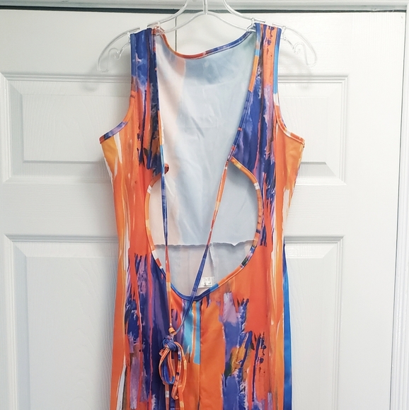 Multi-colored Back Out Jumpsuit. - Picture 8 of 8